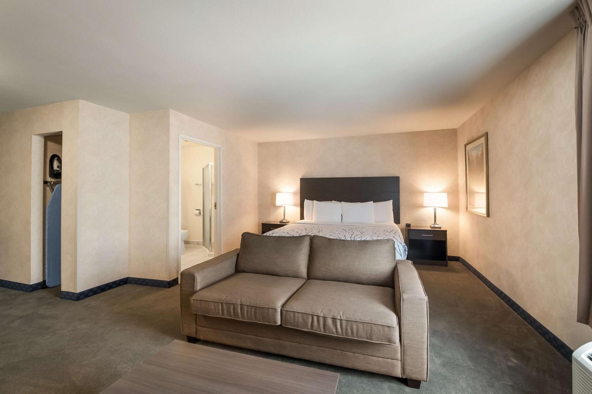 Surestay Plus Hotel By Best Western Seatac Airport Экстерьер фото